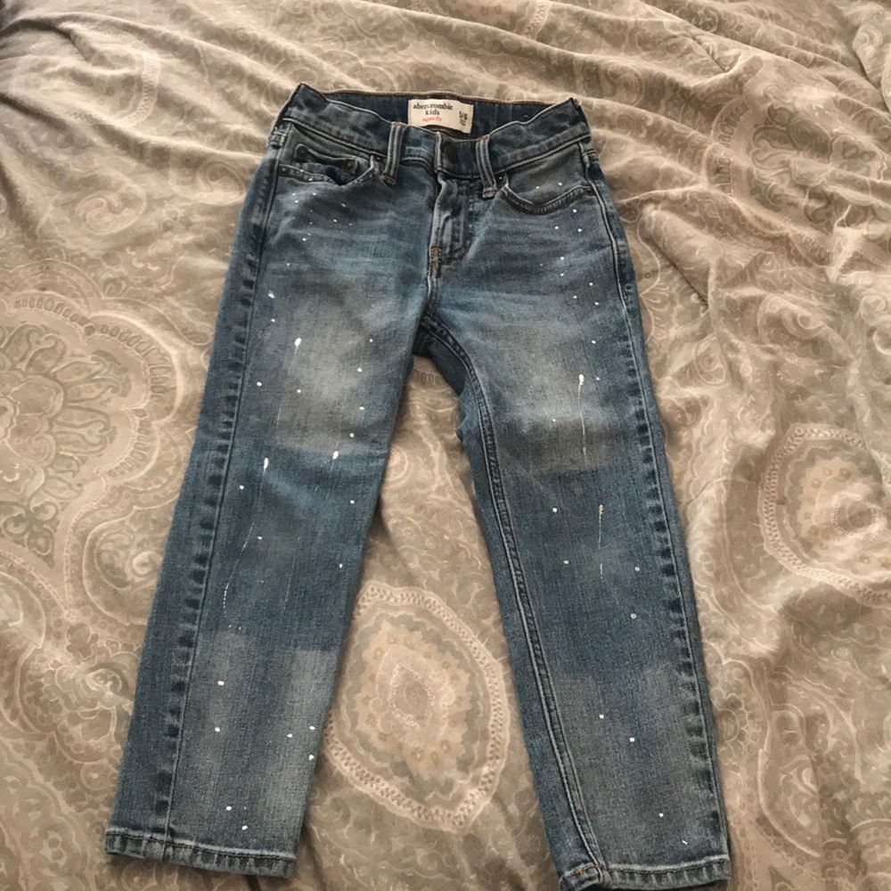 Abercrombie kids jeans. Size 5/6.